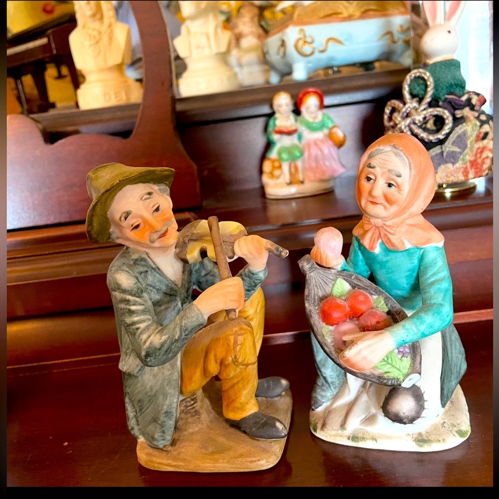 Vintage porcelain figurines from my mother’s shelf.Napcorewear or Homeco EUC